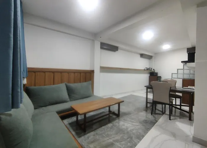 Pulukisi - Hotel, Apartments, Cafe And Restaurant * Katmandu