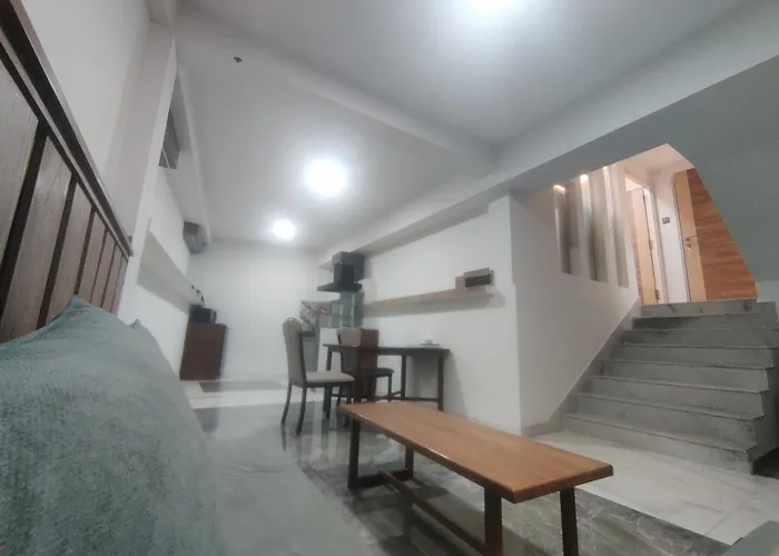 Pulukisi - Hotel, Apartments, Cafe And Restaurant * Katmandu
