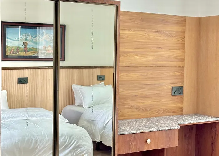 Pulukisi - Hotel, Apartments, Cafe And Restaurant Apartament Katmandu